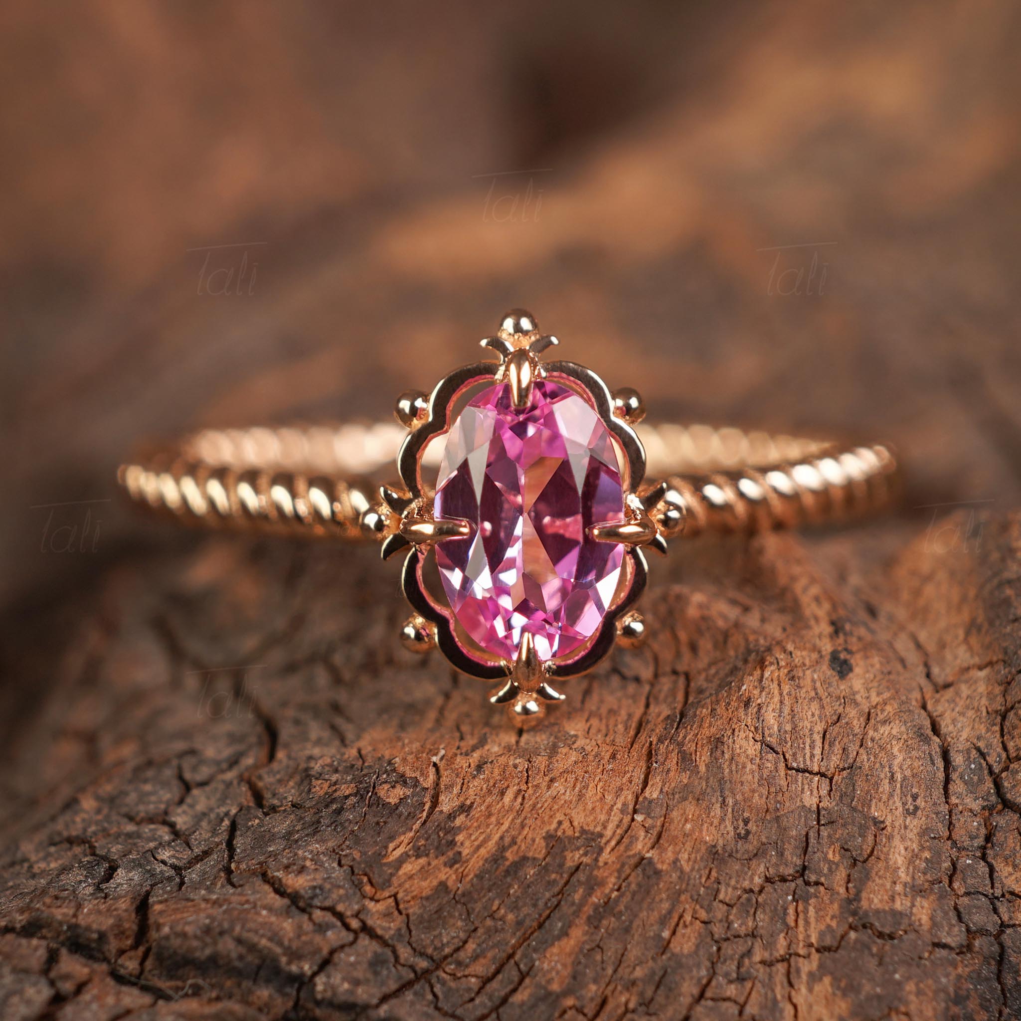Anya Vintage Pembe Safir Tektaş Altın Yüzük
