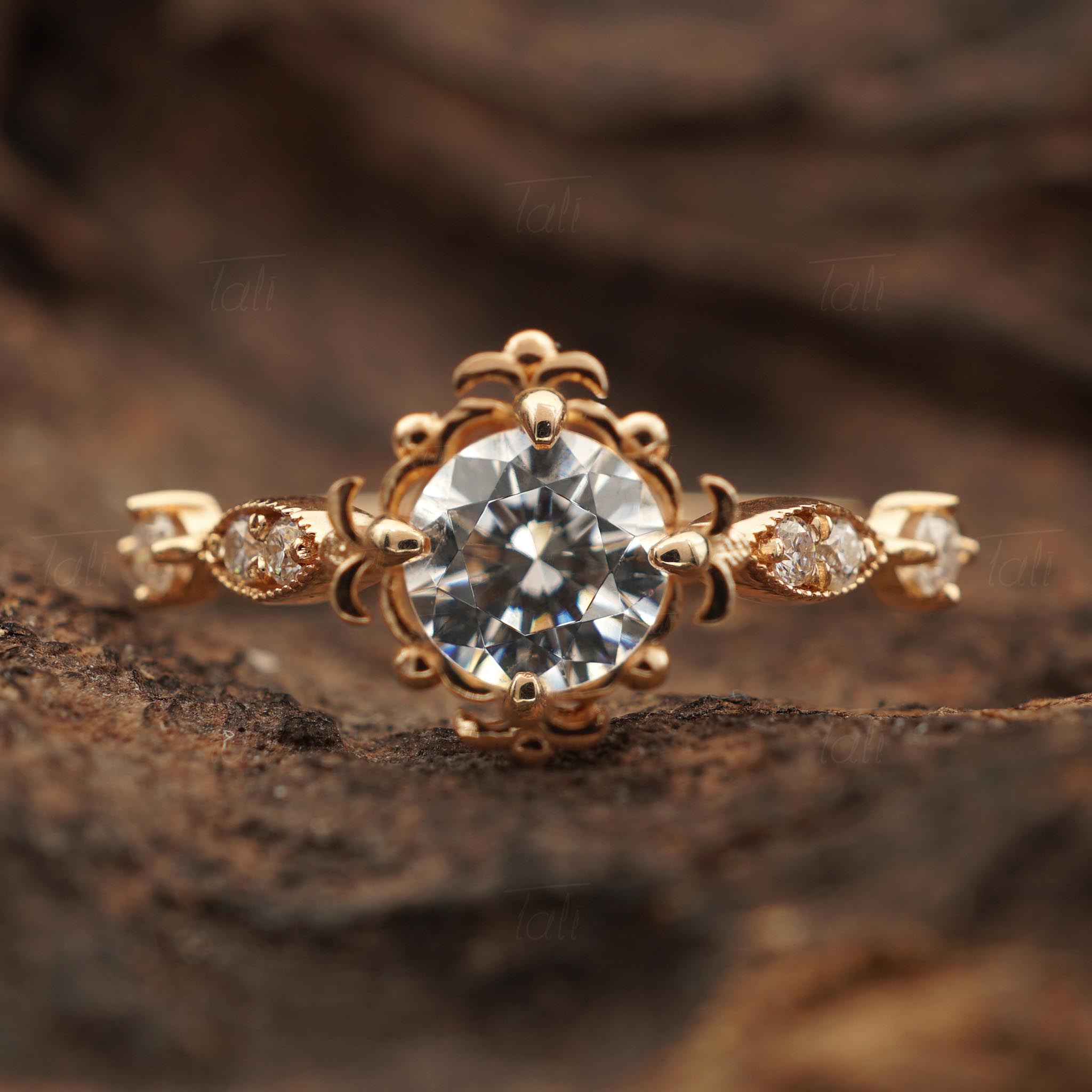 Aura Vintage Beyaz Topaz Pırlanta Altın Yüzük
