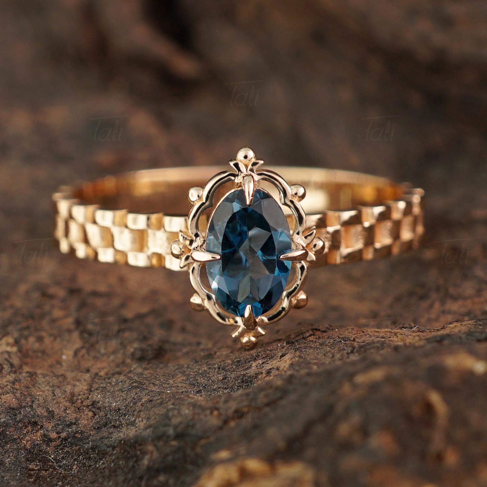 Elexus Vintage London Blue Topaz Tektaş Altın Yüzük