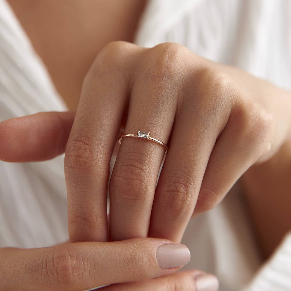 0.12 Karat Baget Pırlanta Yüzük - RNF0867